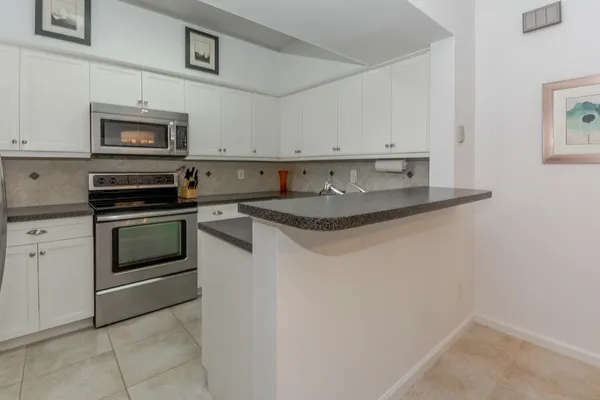 $6,800 | 4205 Fairway Drive North, Unit 4205, Jupiter, FL 33477