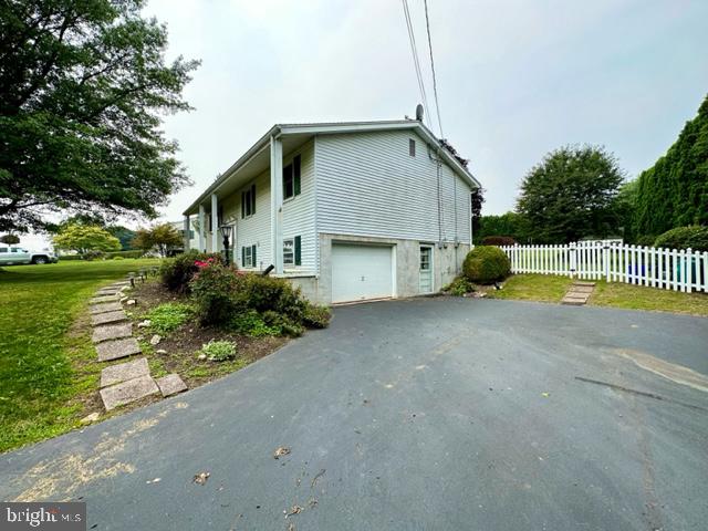 2085 Weavertown Road Lebanon, PA 17046 - Photo 8 of 36 garage entrance side of house