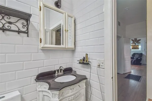 $1,620,000 | 3203 East Yukon Street, Tampa, FL 33604