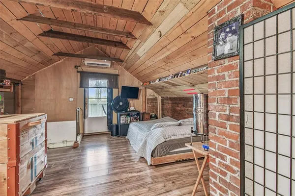 $1,620,000 | 3203 East Yukon Street, Tampa, FL 33604