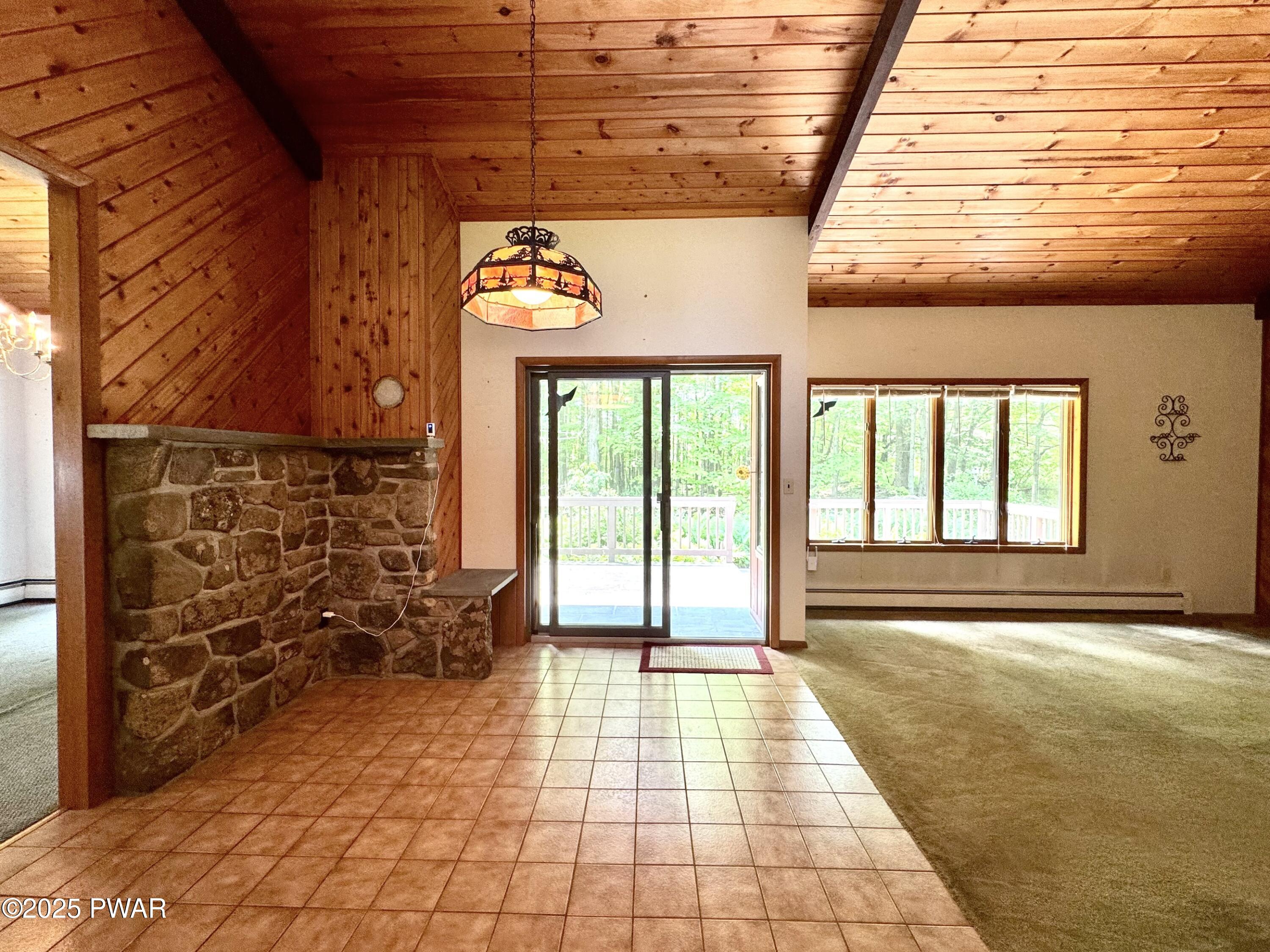 748 Spring Hill Road Sterling, PA 18463 - Photo 17 of 59 Great Room