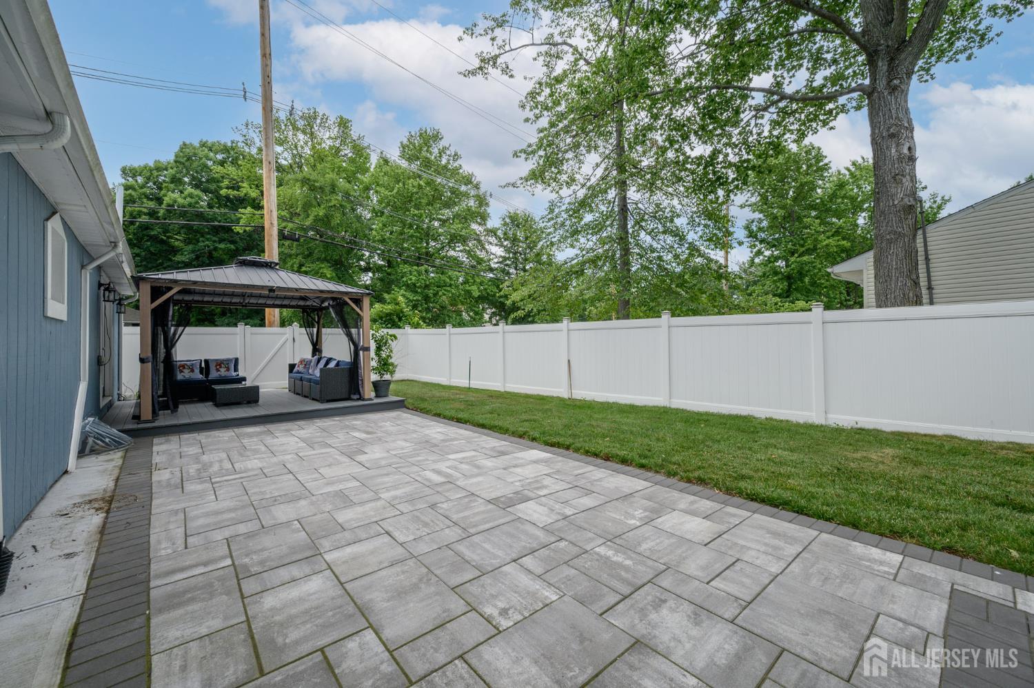 519 Calvert Road North Brunswick, NJ 08902 - Photo 30 of 46