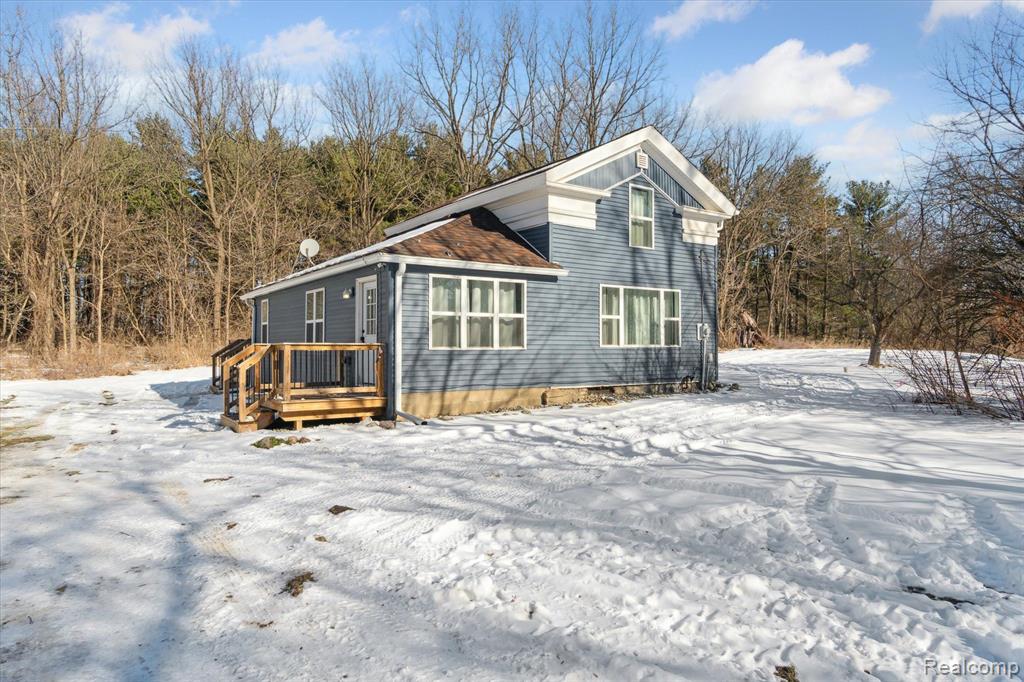 5815 East Allen Road Howell, MI 48855 - Photo 3 of 43