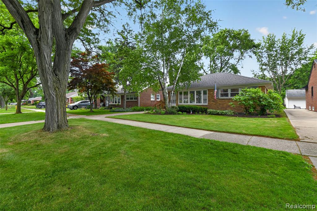 2400 Derby Road Birmingham, MI 48009 - Photo 38 of 38