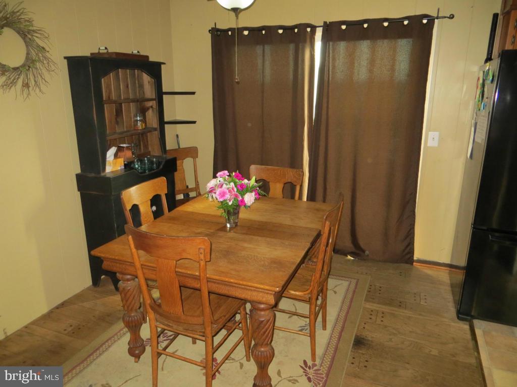 146 Truce Road New Providence, PA 17560 - Photo 3 of 15 Gallery Image 3