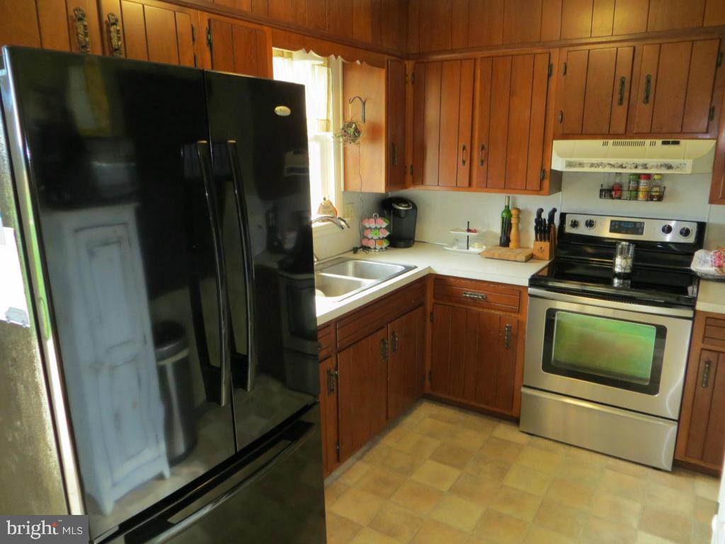 146 Truce Road New Providence, PA 17560 - Photo 4 of 15 Gallery Image 4