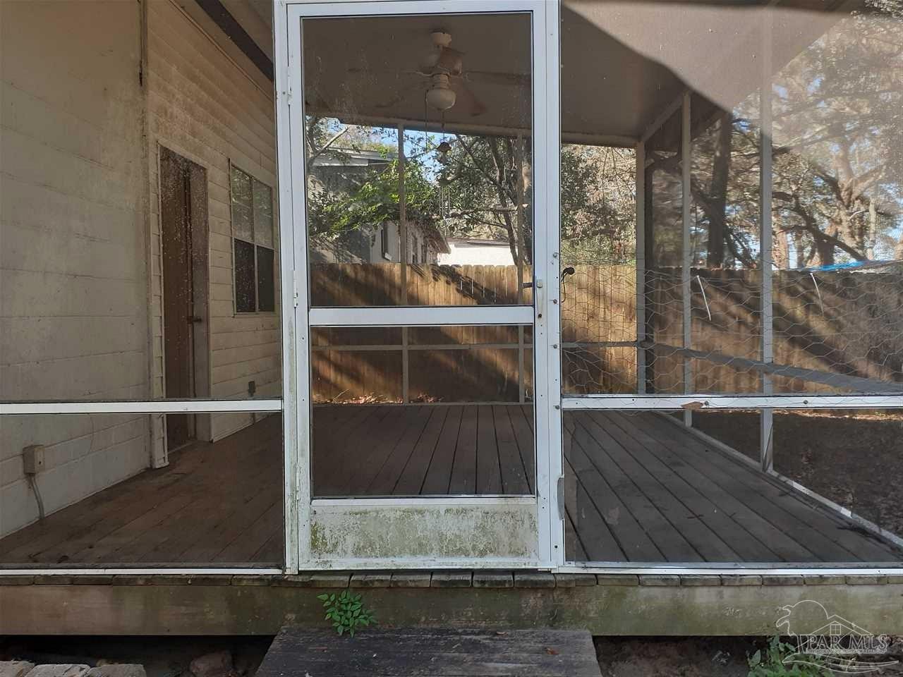 202 Alton Road Pensacola, FL 32507 - Photo 2 of 12 Gallery Image 2