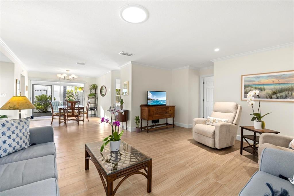 237 Hour Glass Way, Unit V6 Sarasota, FL 34242 - Photo 12 of 38