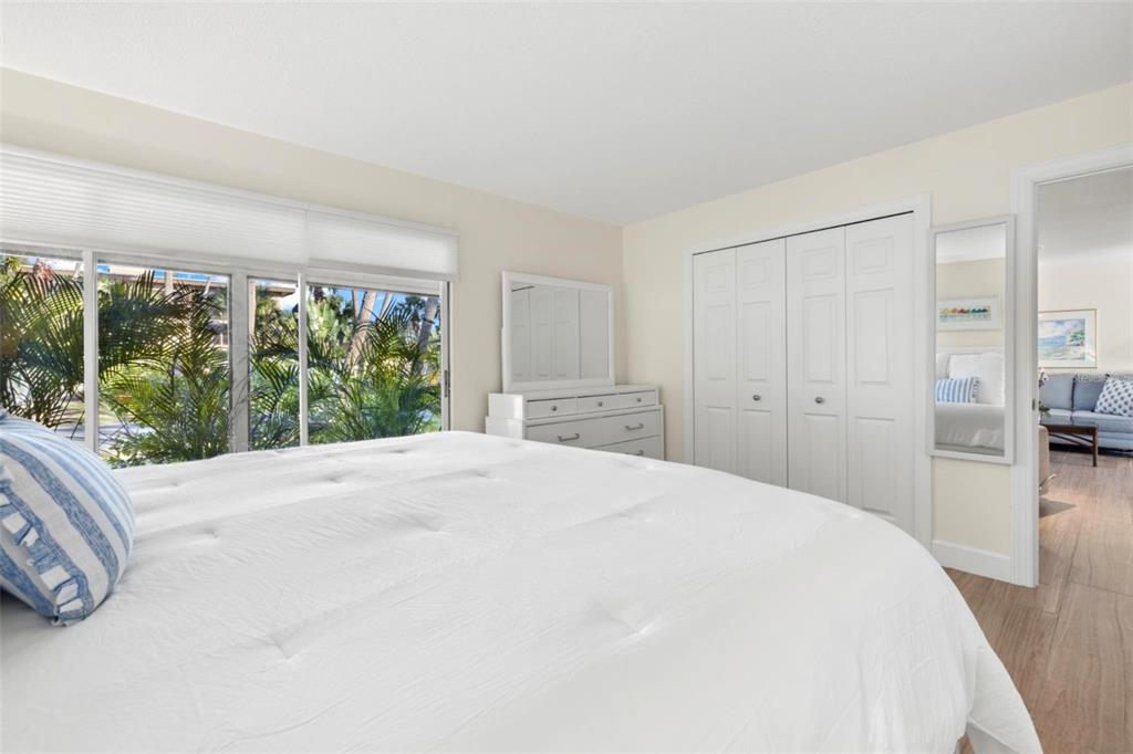 237 Hour Glass Way, Unit V6 Sarasota, FL 34242 - Photo 14 of 38