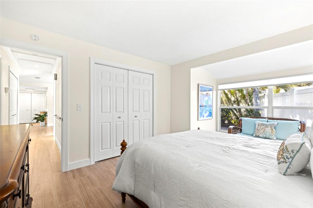 237 Hour Glass Way, Unit V6 Sarasota, FL 34242 - Photo 19 of 38