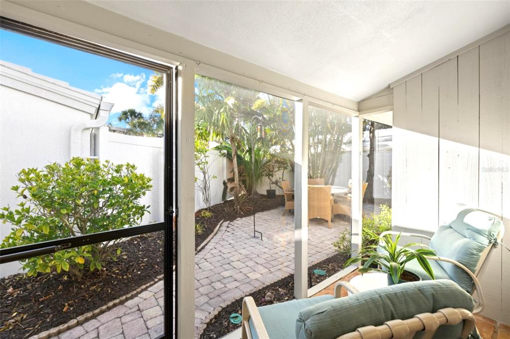 237 Hour Glass Way, Unit V6 Sarasota, FL 34242 - Photo 22 of 38