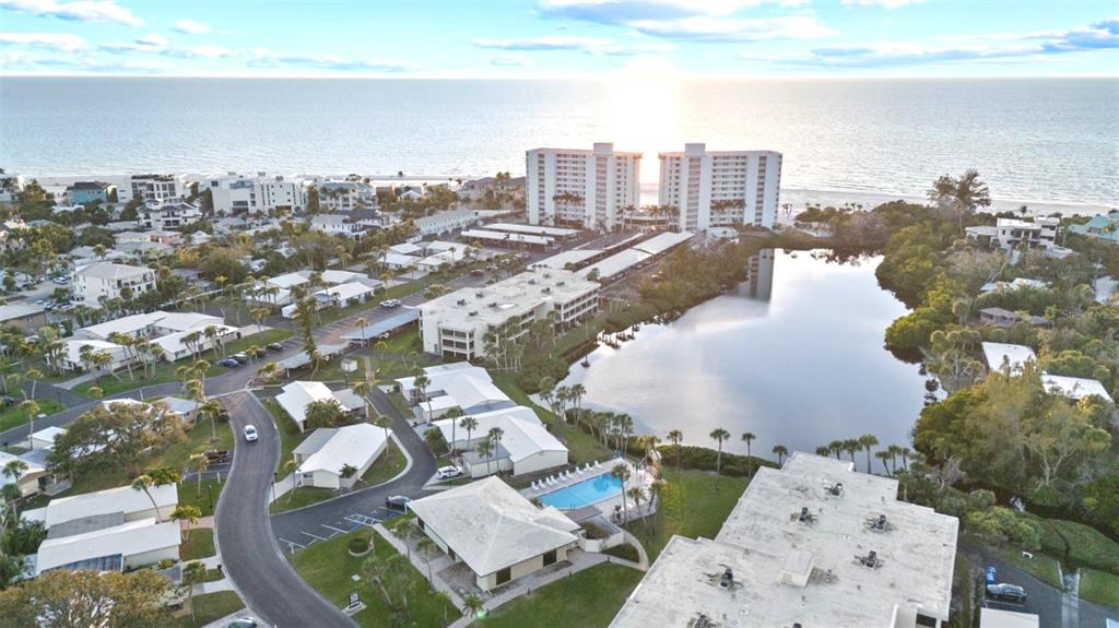 237 Hour Glass Way, Unit V6 Sarasota, FL 34242 - Photo 28 of 38