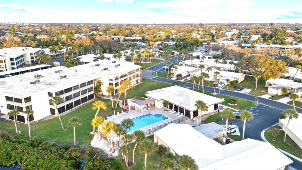 237 Hour Glass Way, Unit V6 Sarasota, FL 34242 - Photo 29 of 38