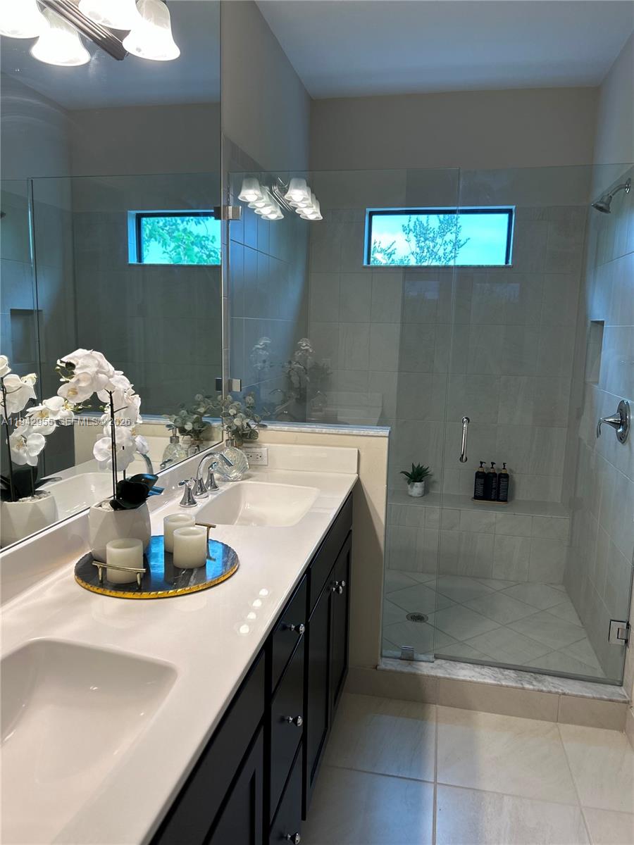 10103 Akenside Drive Boca Raton, FL 33428 - Photo 13 of 26 Master