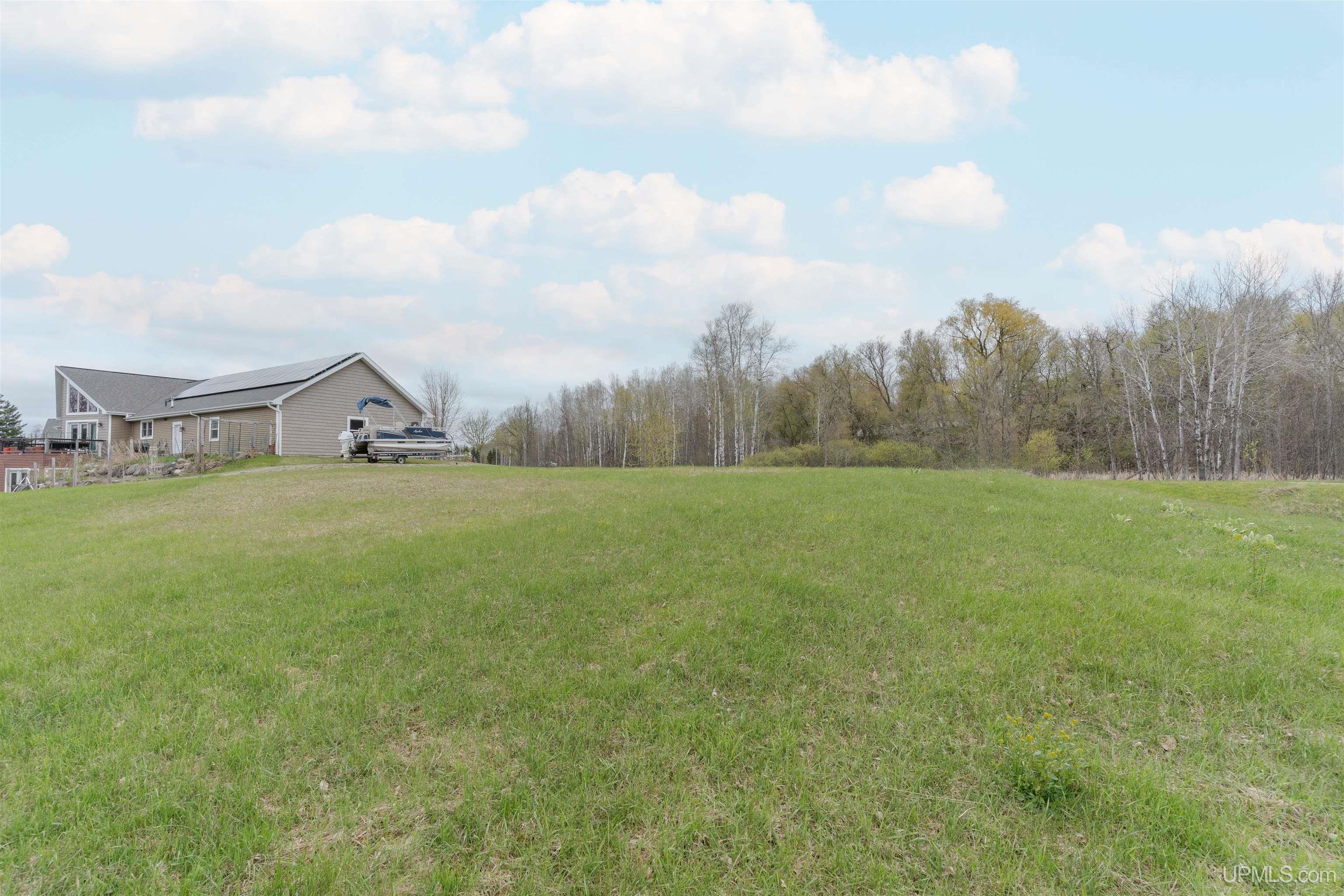 268 River Pointe Road Kingsford, MI 49802 - Photo 5 of 9