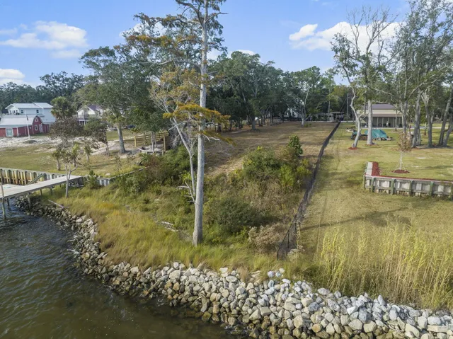 $575,000 | 0 Bayview Drive, Freeport, FL 32439