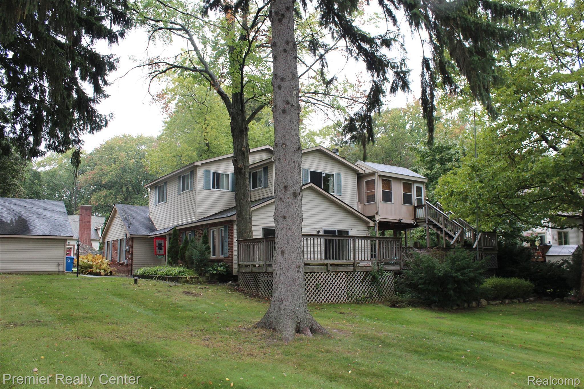 1784 Union Lake Road Commerce Township, MI 48382 - Photo 1 of 42 IMG_6691.JPG