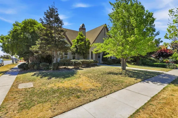 $669,000 | 631 Elm Avenue, Greenfield, CA 93927