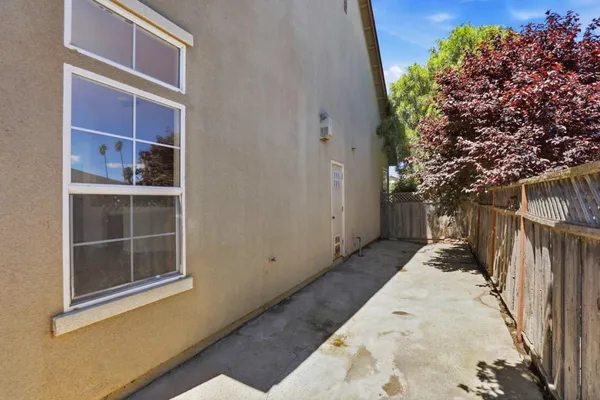 $669,000 | 631 Elm Avenue, Greenfield, CA 93927