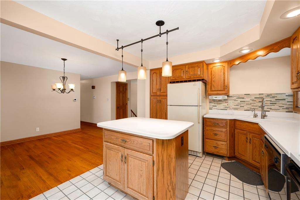 112 Philmar Drive Butler, PA 16002 - Photo 17 of 35