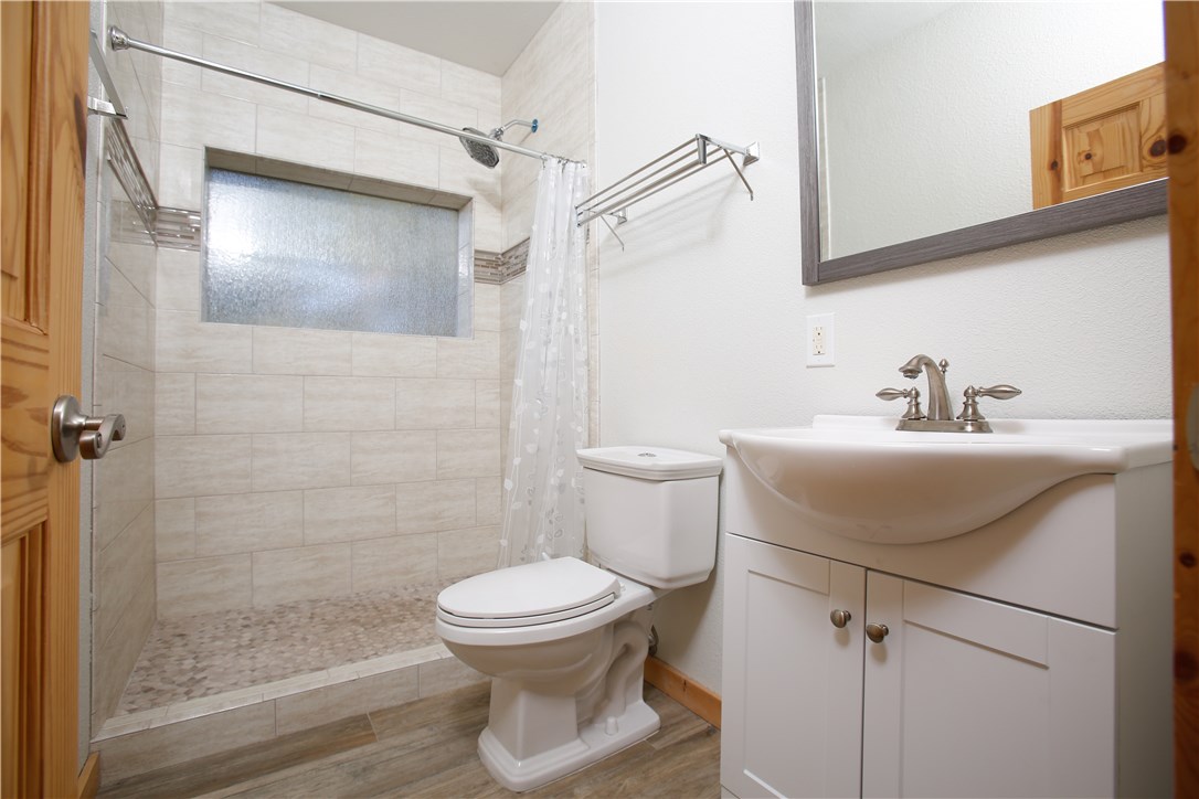 295 Ridge Road Fairplay, CO 80440 - Photo 12 of 33 Main Floor Bathroom