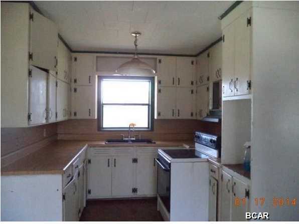 3215 Douglas Road Panama City, FL 32405 - Photo 3 of 6 Gallery Image 3