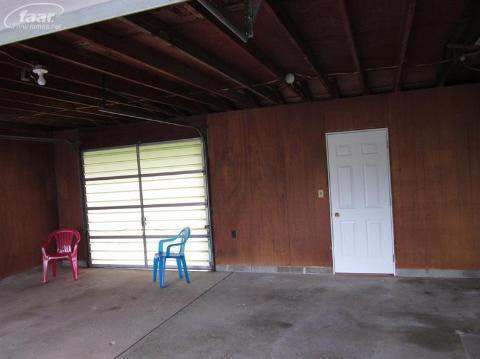 11985 Lansing Road Durand, MI 48429 - Photo 15 of 16 20192406-14.JPG