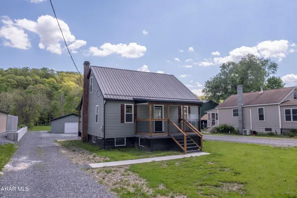$239,900 | 10475 Fairgrounds Road, Huntingdon, PA 16652