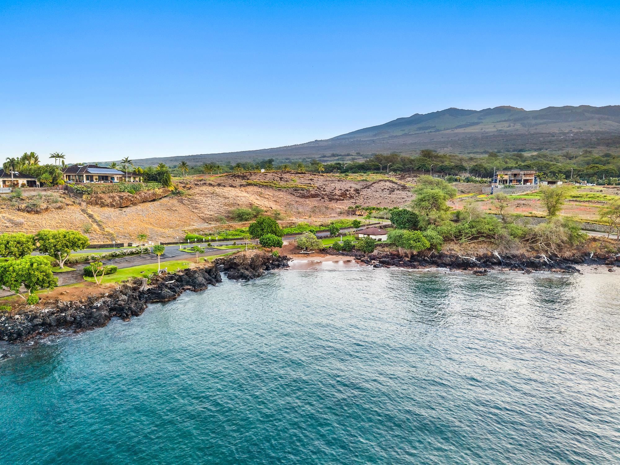 5147 Makena Road, Unit 5 Kihei, HI 96753 - Photo 6 of 18 a view of an ocean and city