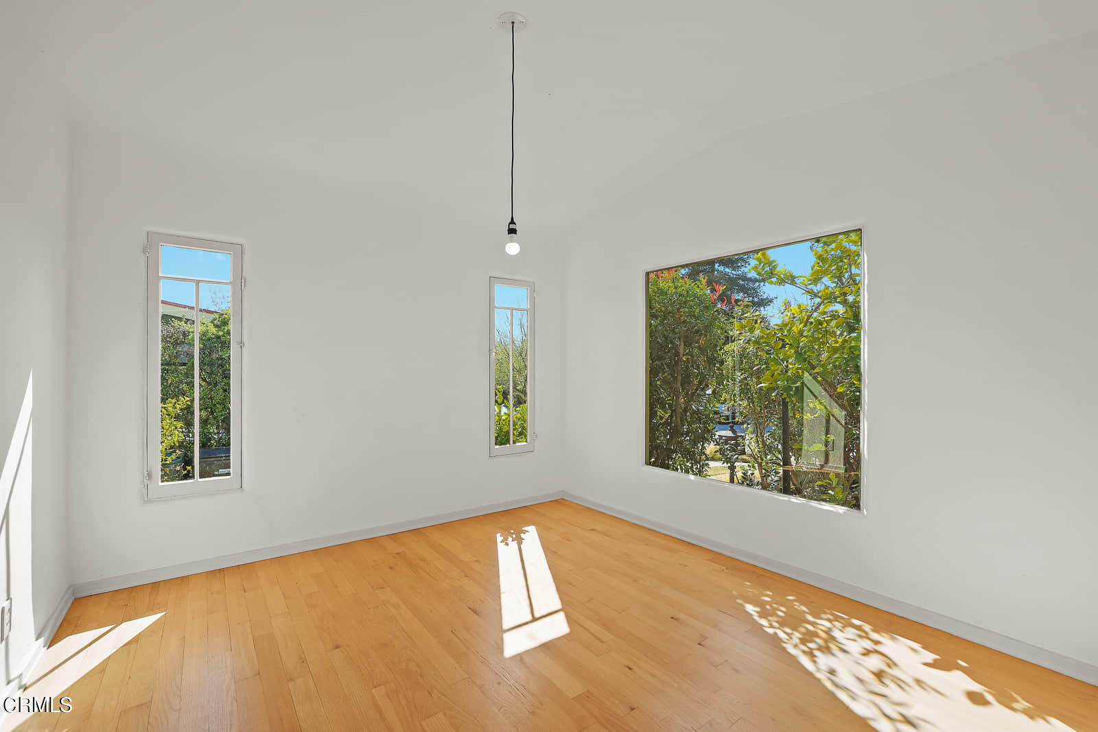 2650 Highview Avenue Altadena, CA 91001 - Photo 10 of 43 MLS_11