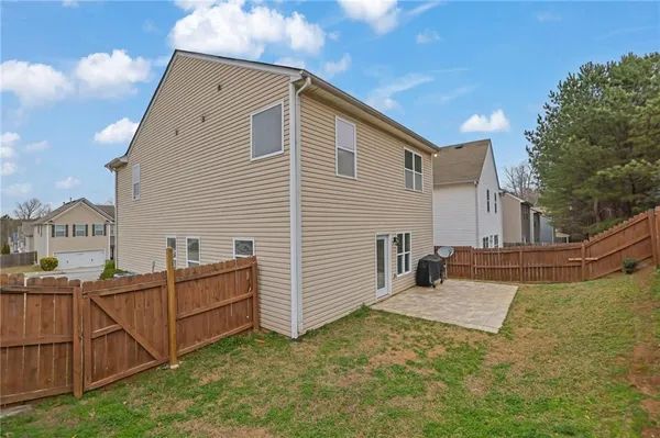 $2,150 | 857 Crested Hawk Trail, Sugar Hill, GA 30518