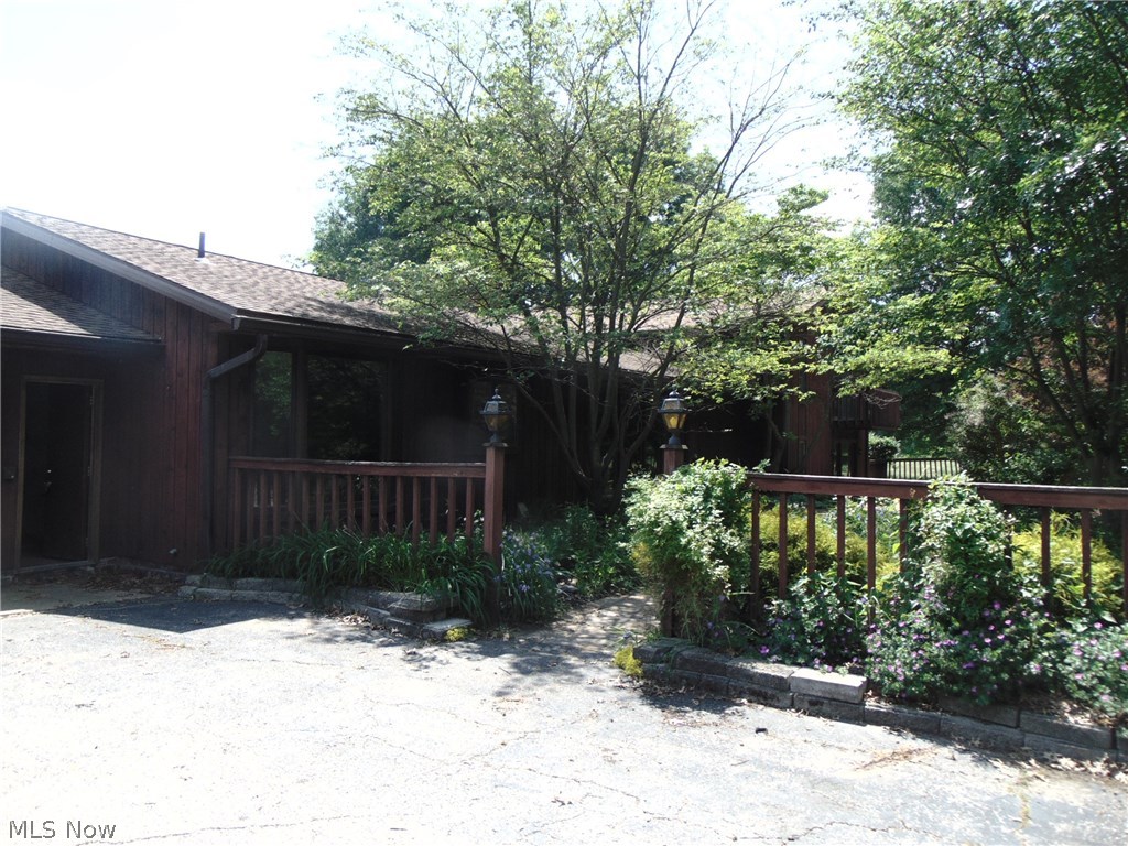 1615 Waterloo Road Mogadore, OH 44260 - Photo 4 of 26