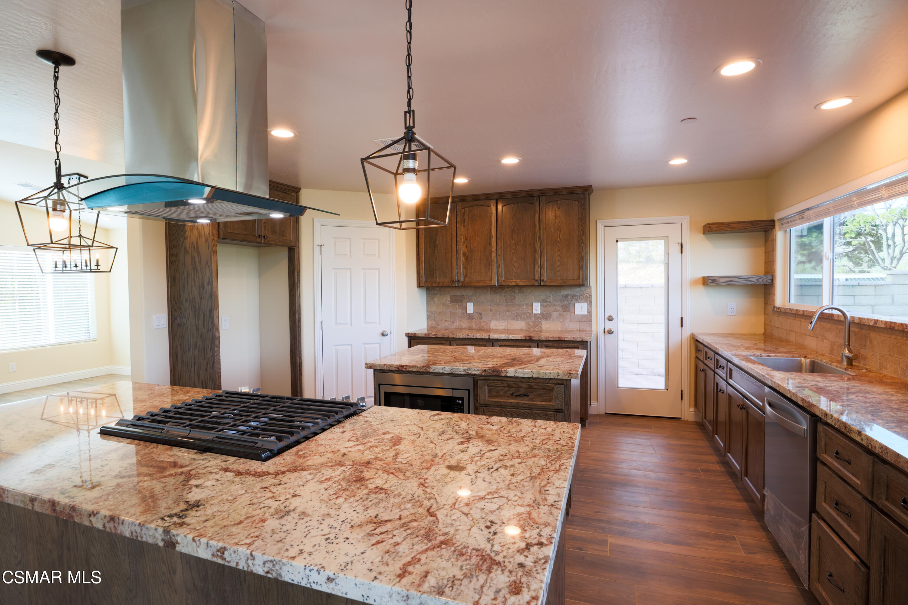 18715 Roxburgh Place Porter Ranch, CA 91326 - Photo 14 of 51 616A0691