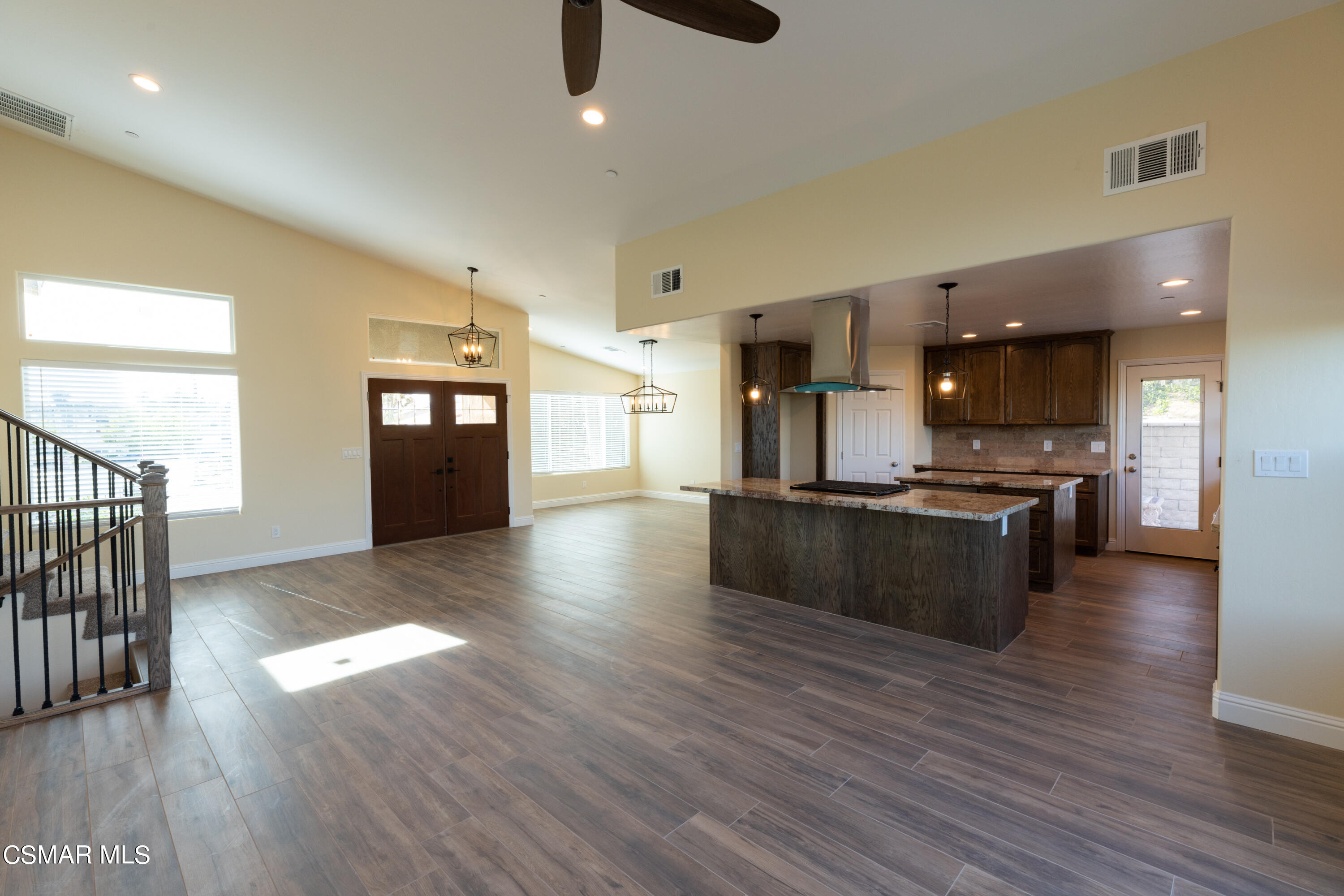 18715 Roxburgh Place Porter Ranch, CA 91326 - Photo 15 of 51 616A0692