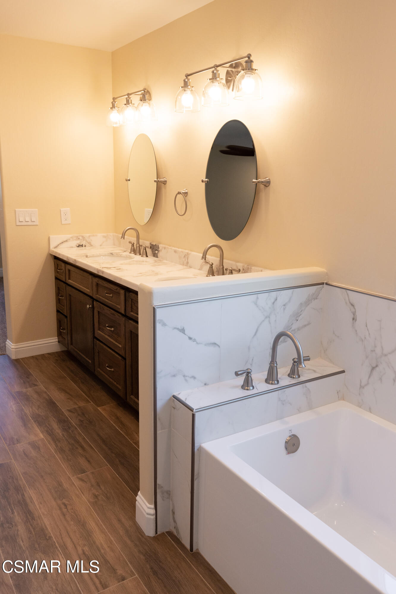 18715 Roxburgh Place Porter Ranch, CA 91326 - Photo 23 of 51 616A0752