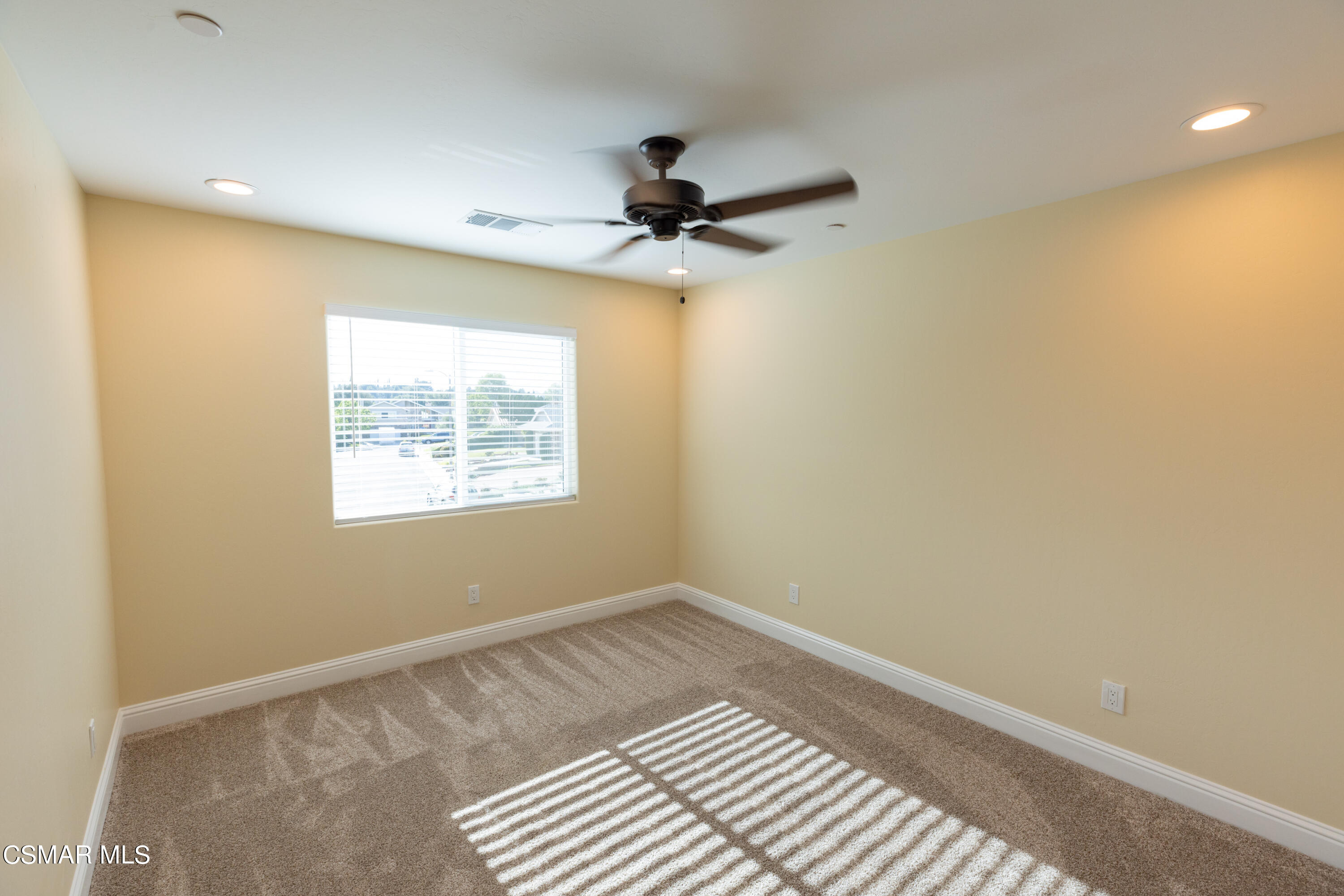 18715 Roxburgh Place Porter Ranch, CA 91326 - Photo 33 of 51 616A0828