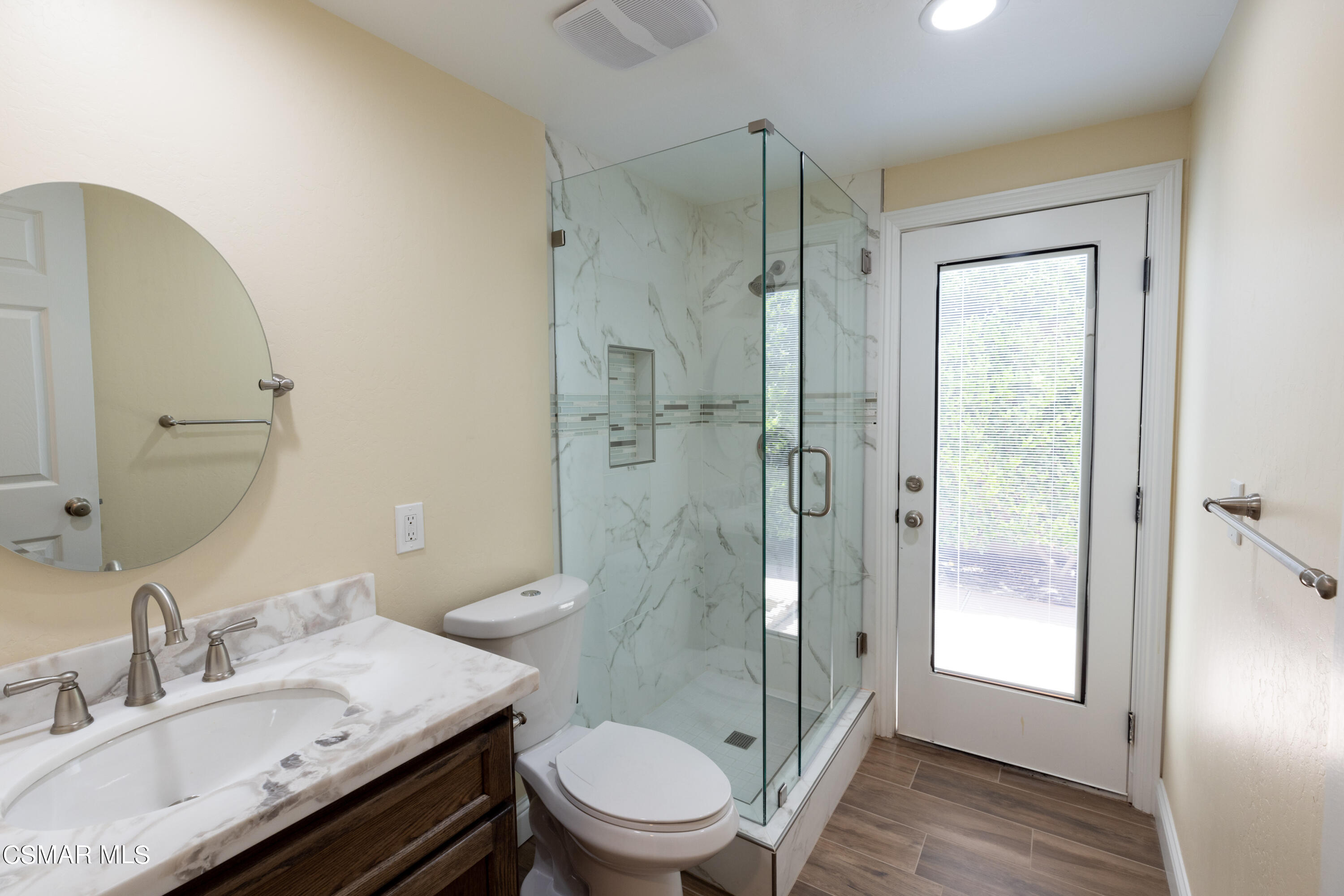 18715 Roxburgh Place Porter Ranch, CA 91326 - Photo 7 of 51 616A0660