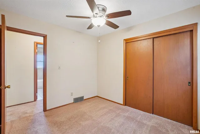 $139,900 | 8101 8th Street West, Rock Island, IL 61201