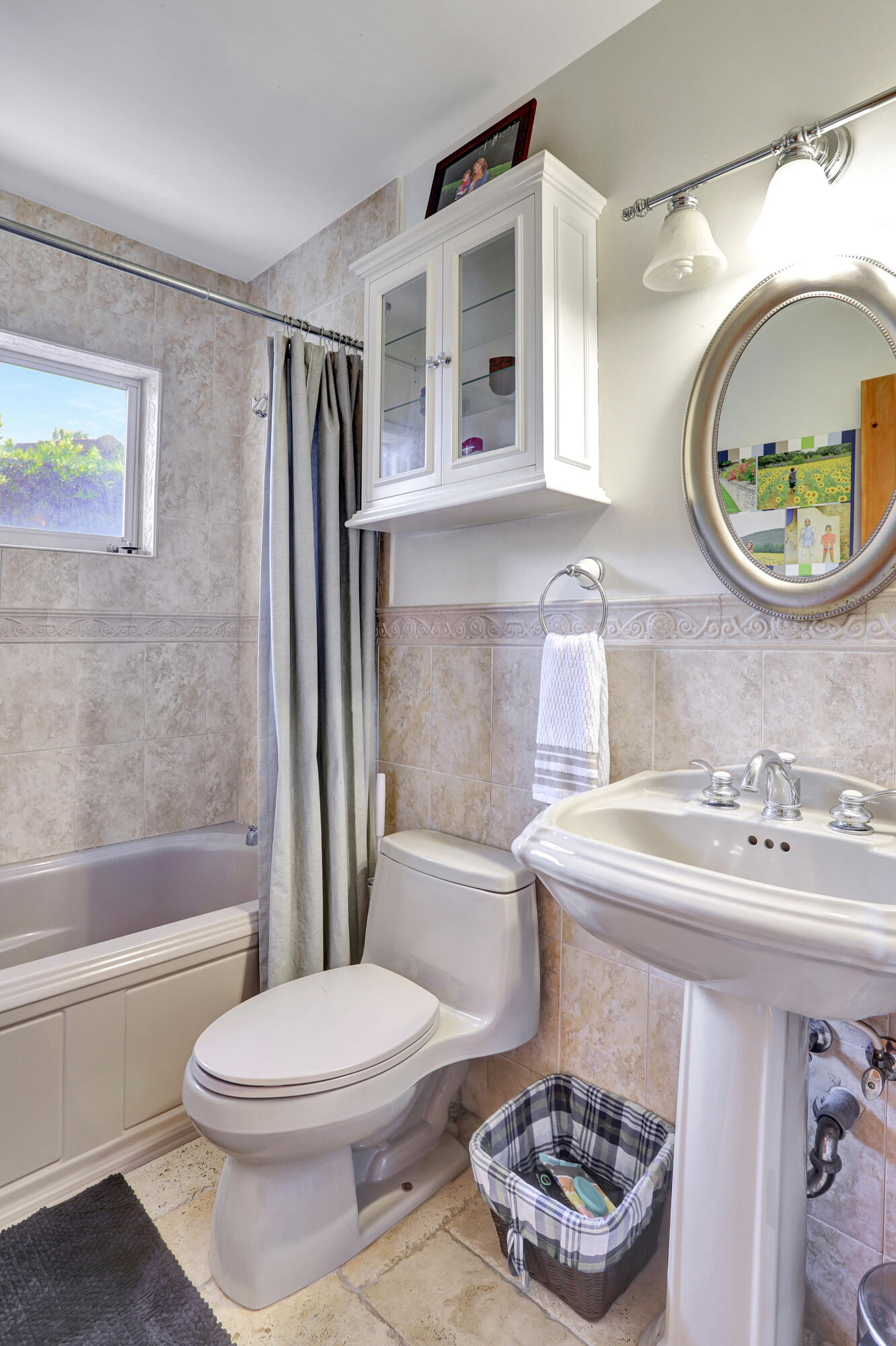 407 Southwest 7th Terrace Boca Raton, FL 33486 - Photo 15 of 17 Bath