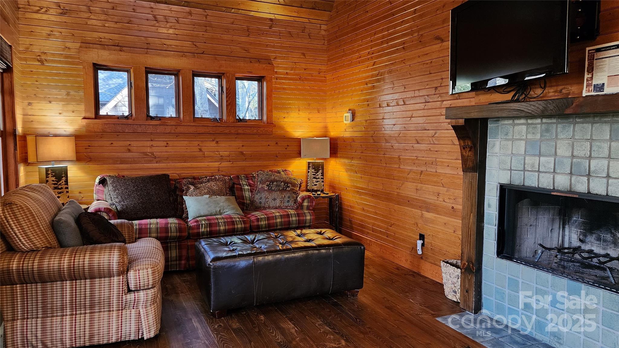 5 Chaucer Road Black Mountain, NC 28711 - Photo 19 of 48 a view of living room with furniture and a fireplace