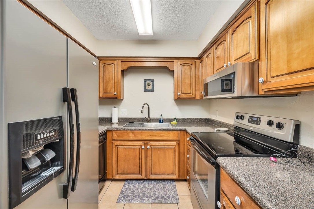 100 Blair Road, Unit D8 St. Simons Island, GA 31522 - Photo 7 of 21