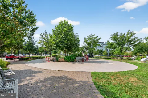 $825,000 | 905 South Carolina Avenue Southeast, Unit 6, Washington, DC 20003