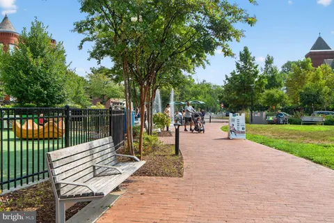 $825,000 | 905 South Carolina Avenue Southeast, Unit 6, Washington, DC 20003