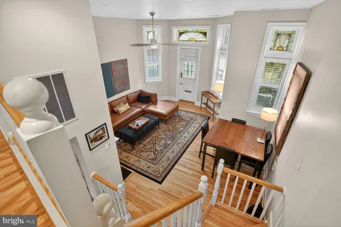 $825,000 | 905 South Carolina Avenue Southeast, Unit 6, Washington, DC 20003