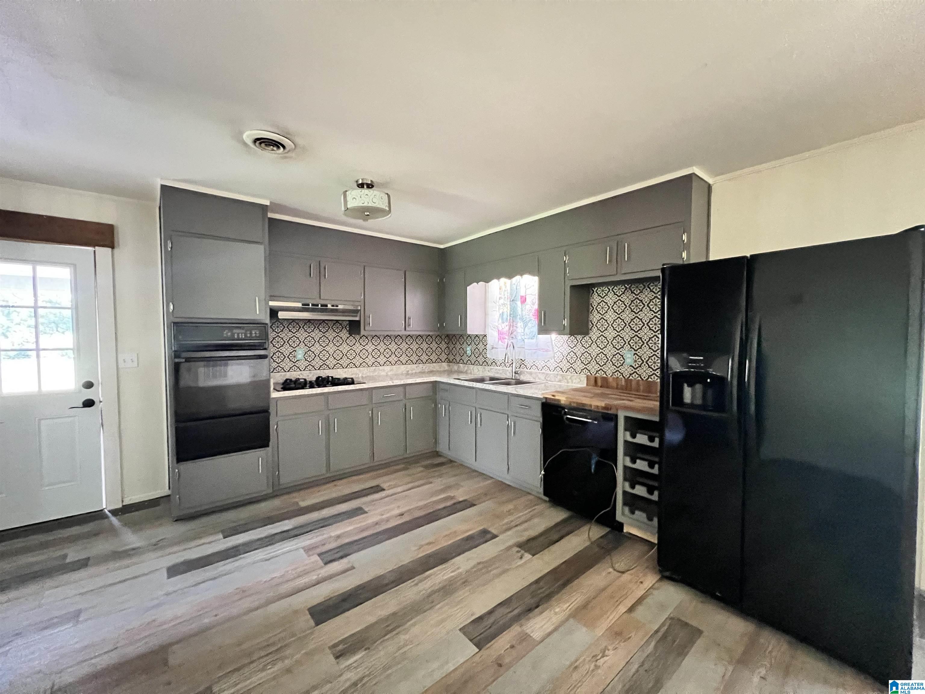115 Shaffer Lane Anniston, AL 36201 - Photo 4 of 16