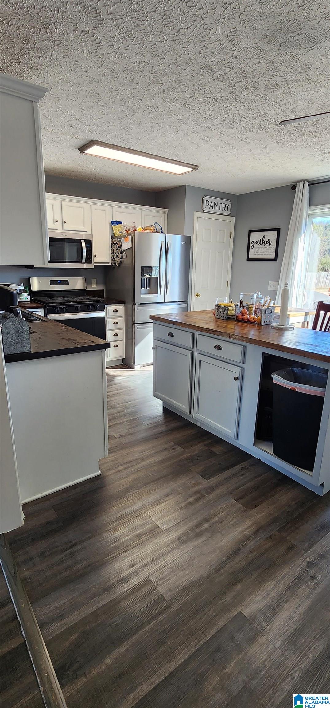 284 Warren Drive Weaver, AL 36277 - Photo 6 of 20