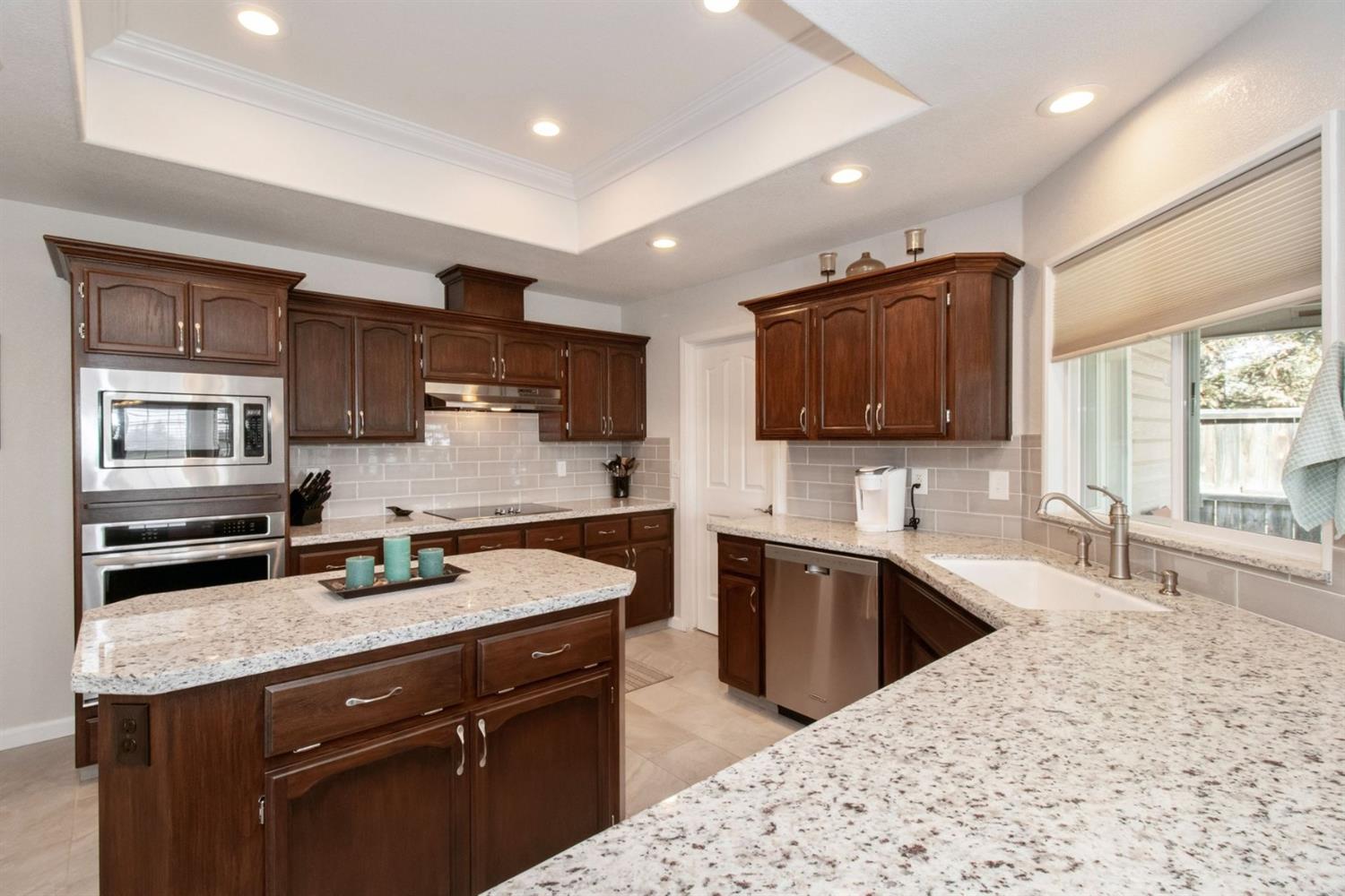 16935 Monreal Road Madera, CA 93636 - Photo 11 of 31 Gallery Image 11