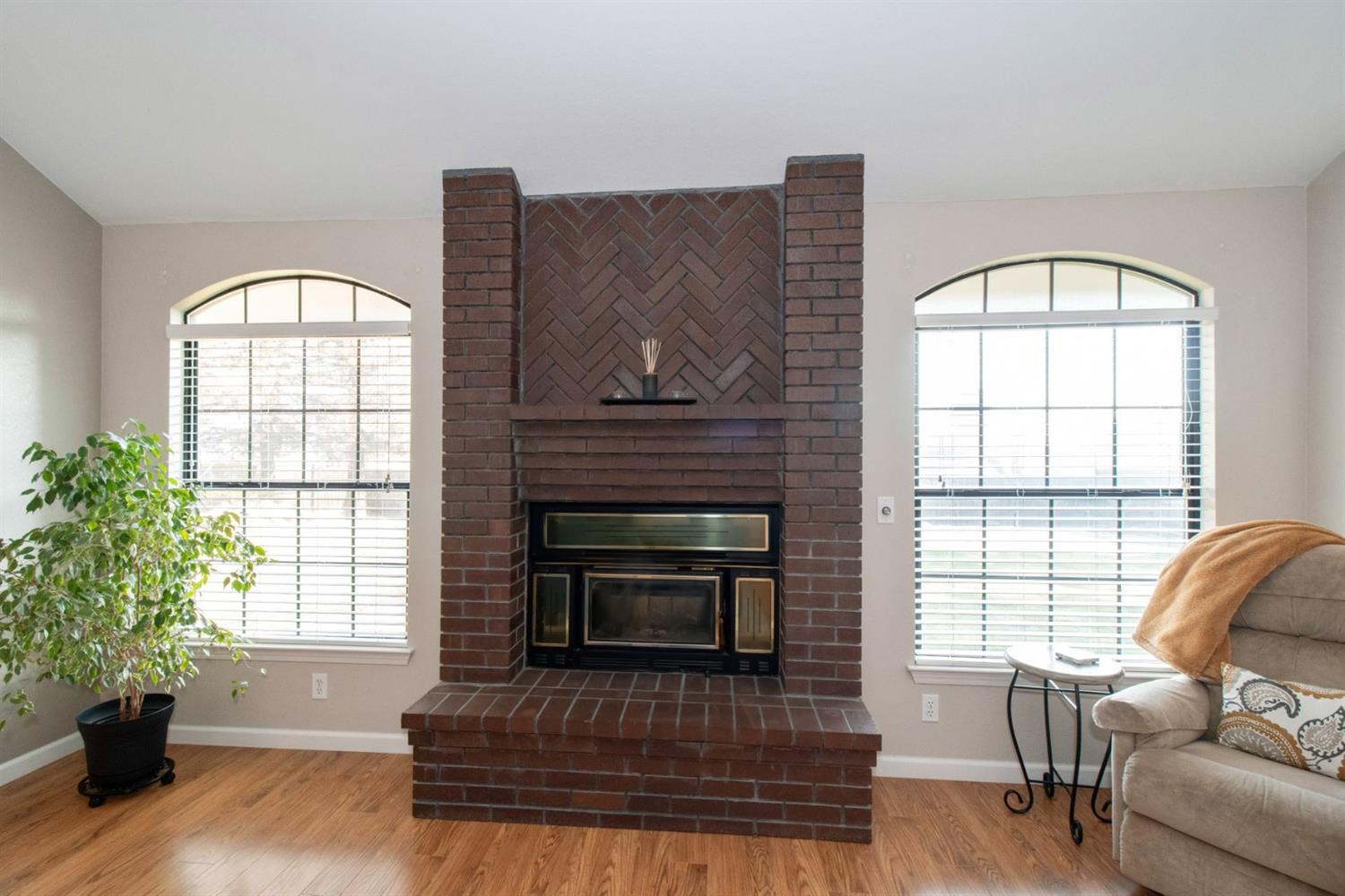 16935 Monreal Road Madera, CA 93636 - Photo 8 of 31 Gallery Image 8