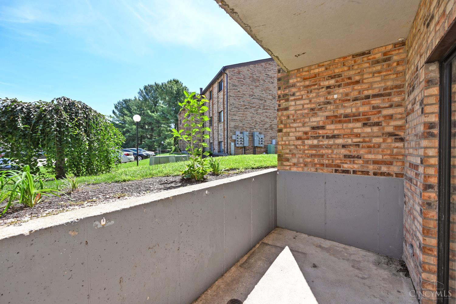 539 Davis Road, Unit 1 Cincinnati, OH 45255 - Photo 29 of 37 Gallery Image 29