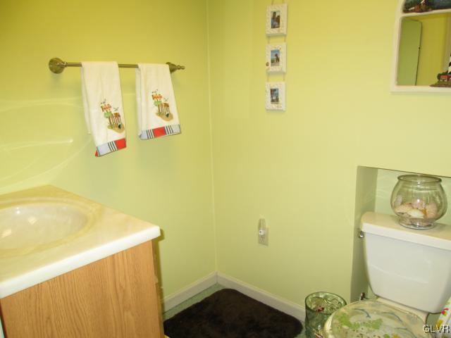 420 Ridge Lane Nazareth, PA 18064 - Photo 32 of 39 Lower level powder room